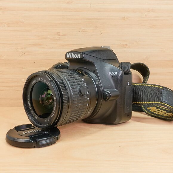 Nikon D3500 24.2MP DSLR Camera / With AF-P DX NIKKOR 18–55mm f/3.5–5.6G VR Lens - Picture 1 of 11